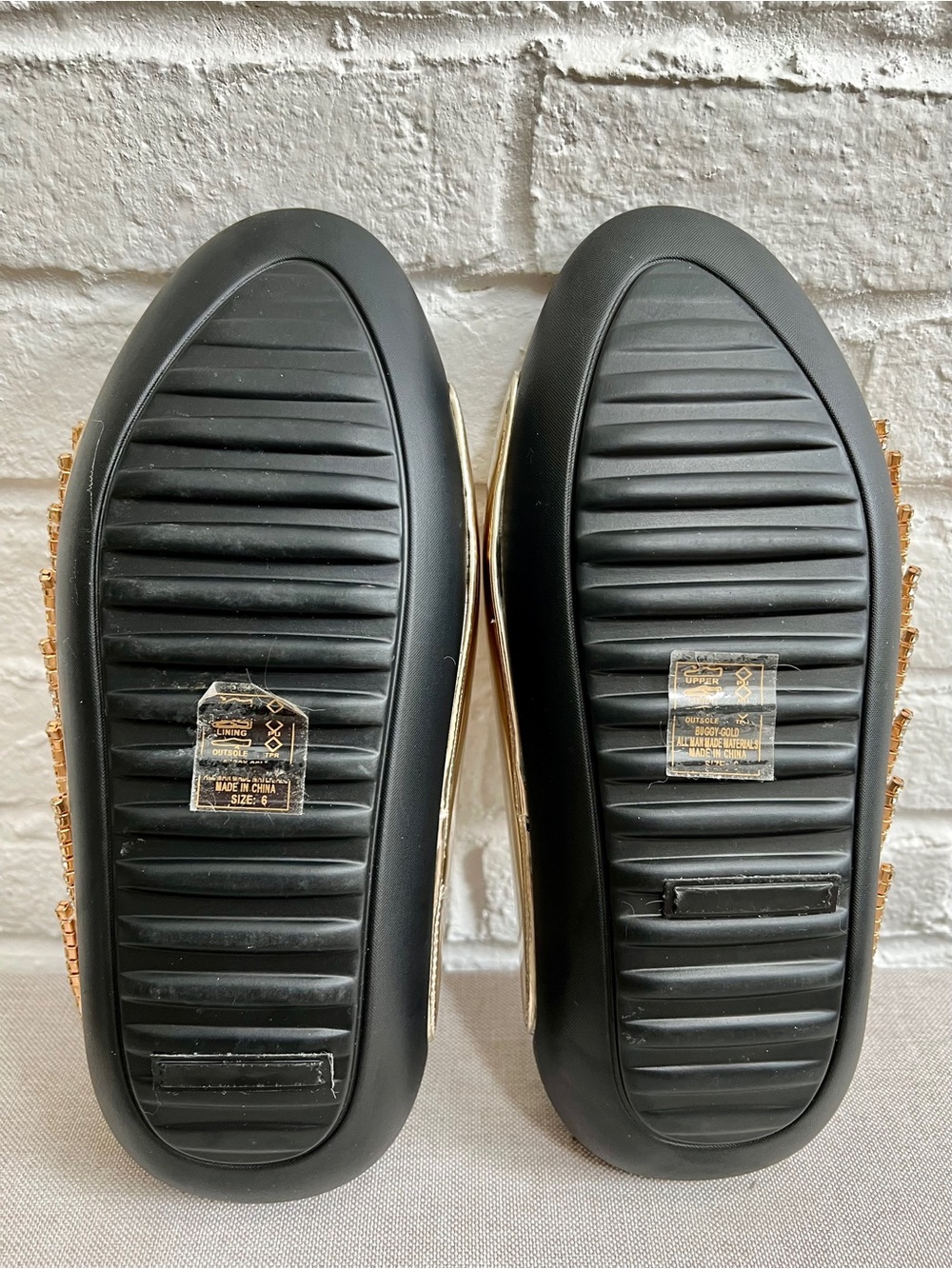AZALEA WANG BUGGY SLIDE Black Gold Rhinestone unique curved Flatform Rubber base - Picture 12 of 16